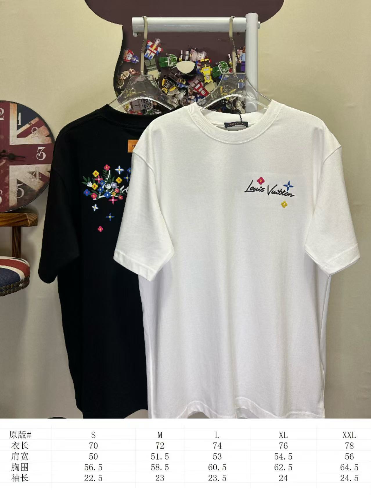 LOUIS VUITTON L26816 Short Sleeve T-Shirt Style 1