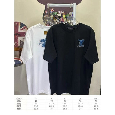 LOUIS VUITTON L26816 Short Sleeve T-Shirt Style 2 02