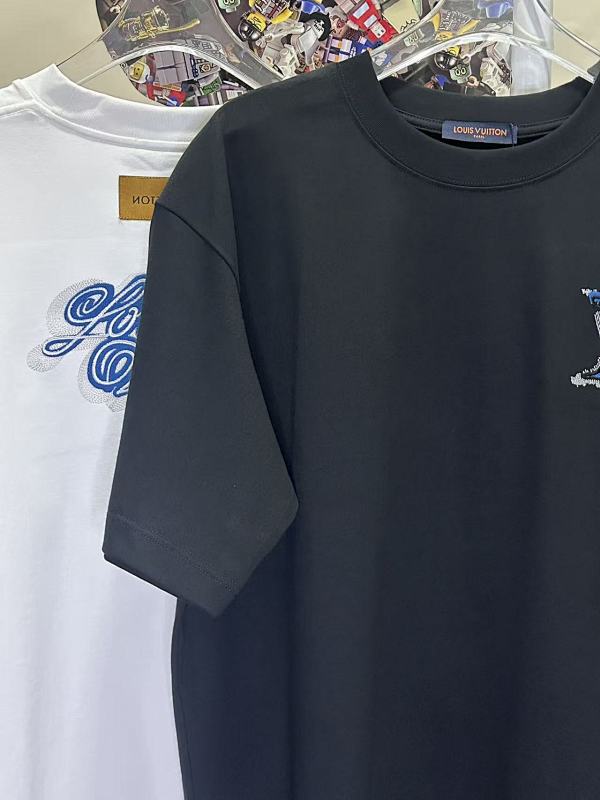 LOUIS VUITTON L26816 Short Sleeve T-Shirt Style 2