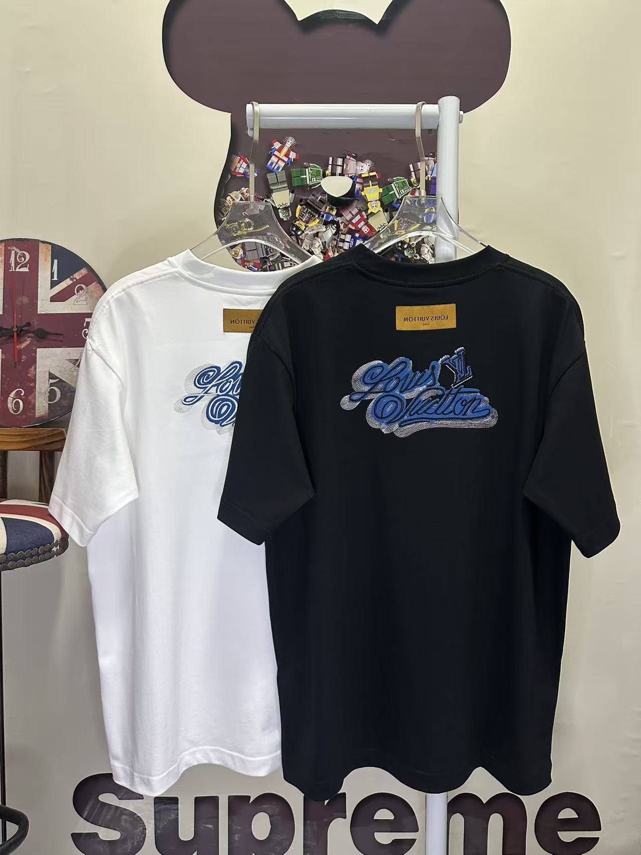 LOUIS VUITTON L26816 Short Sleeve T-Shirt Style 2