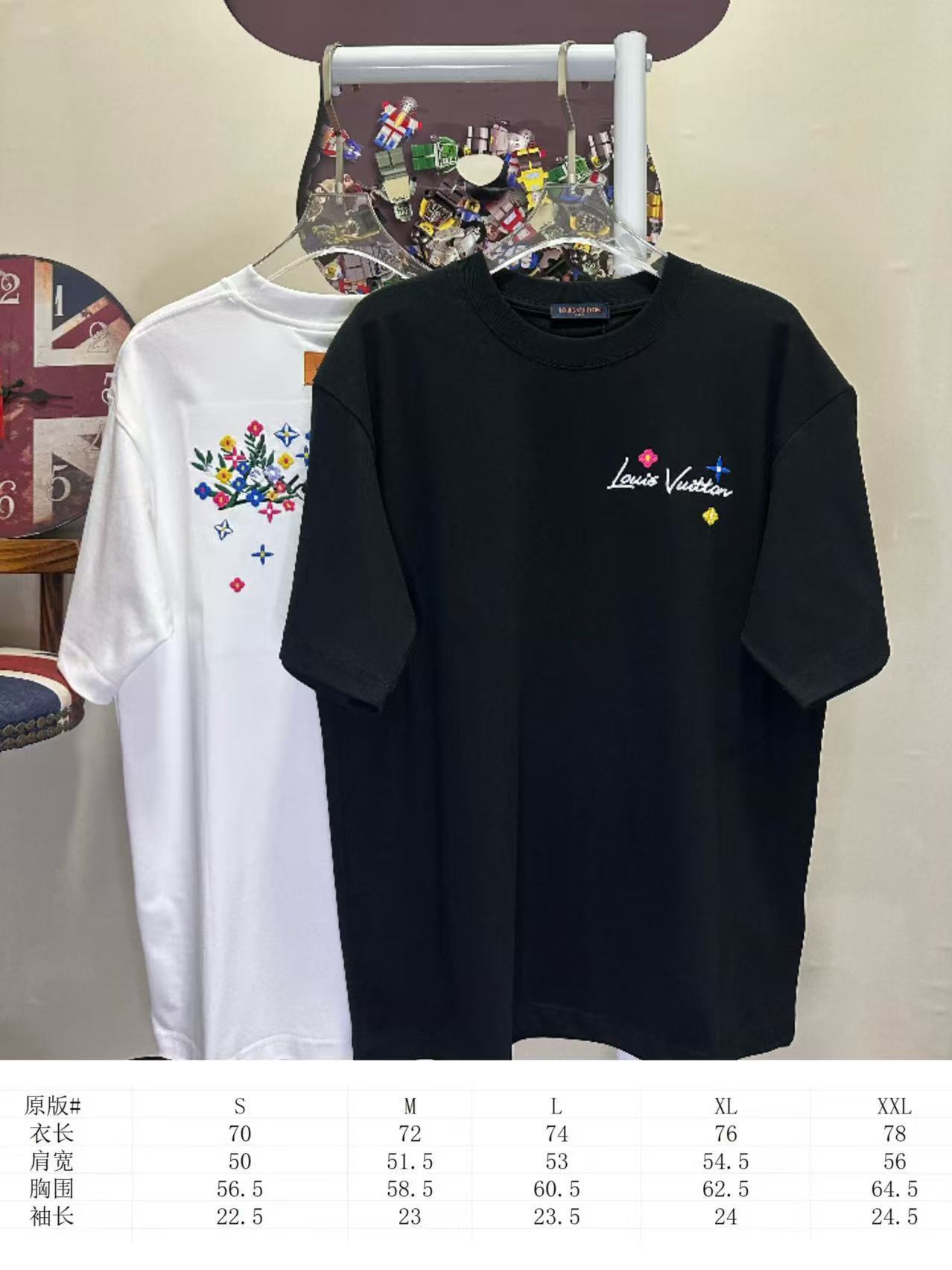 LOUIS VUITTON L26816 Short Sleeve T-Shirt Style 2