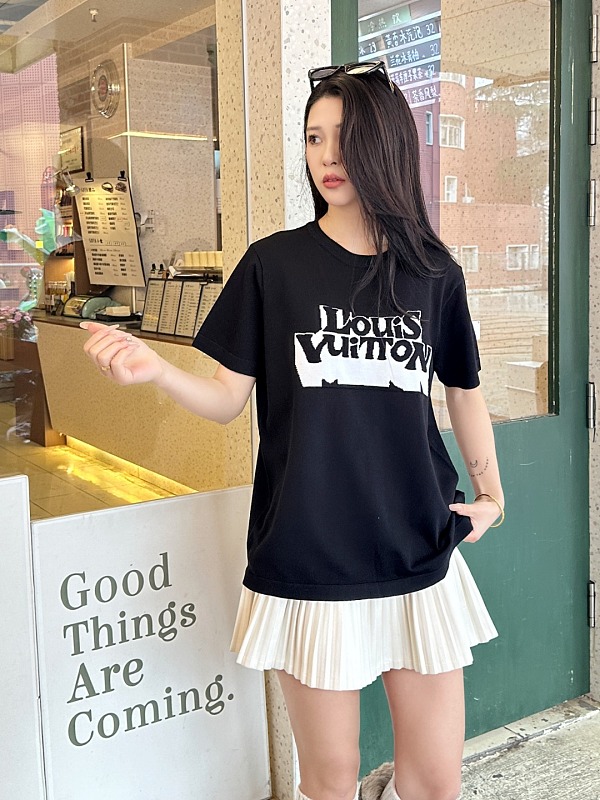 LOUIS VUITTON Letter Black Red Short Sleeve T-Shirt