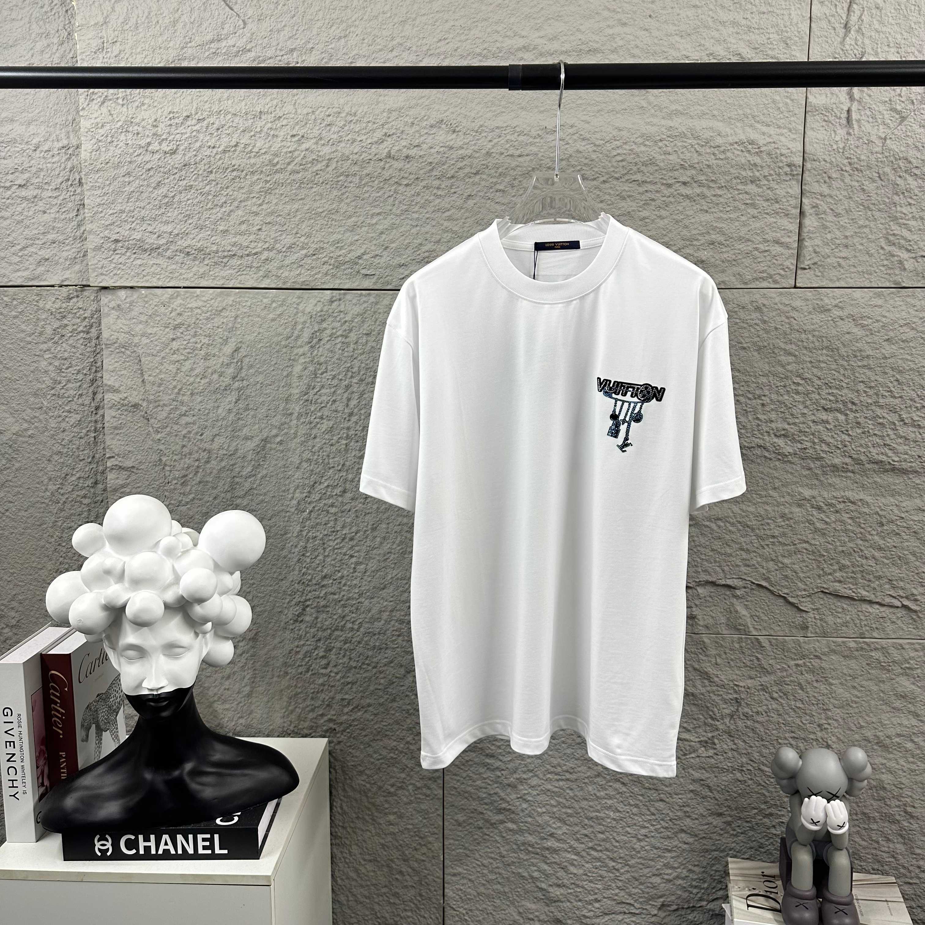 LOUIS VUITTON Letter Black Short Sleeve T-Shirt