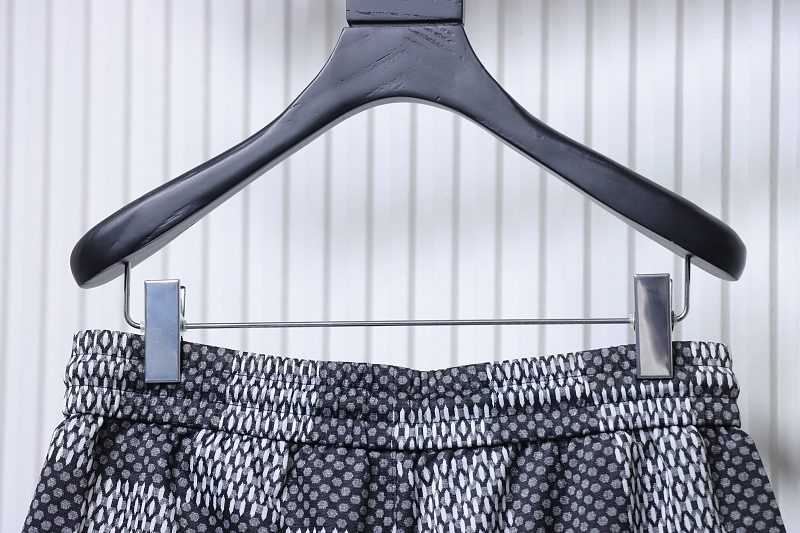 LOUIS VUITTON Letter Checkerboard Logo Black Shorts