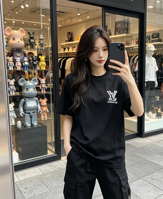 LOUIS VUITTON Letter Embroidery Logo Black White Short Sleeve T-Shirt