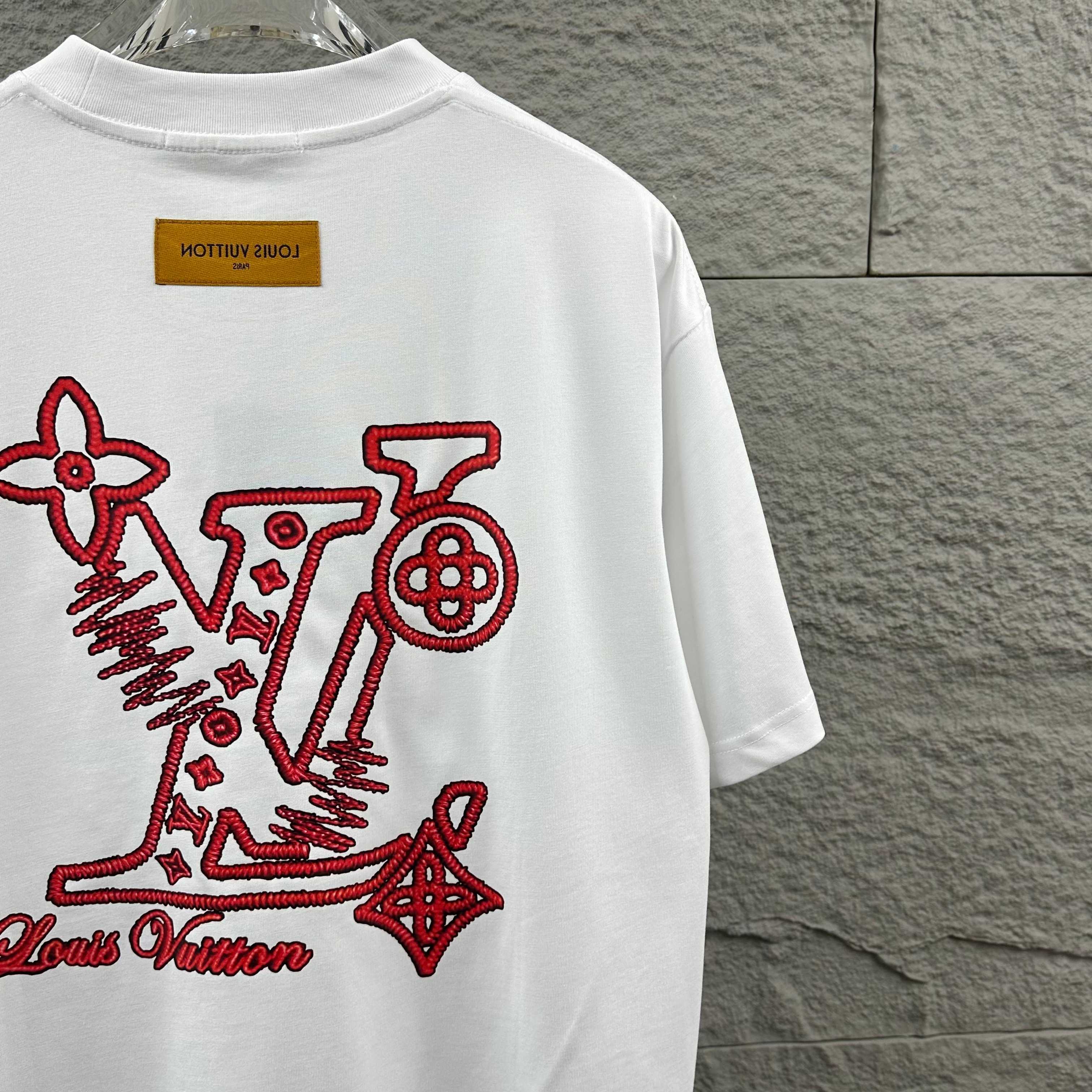 LOUIS VUITTON Letter Embroidery Print Black Short Sleeve T-Shirt