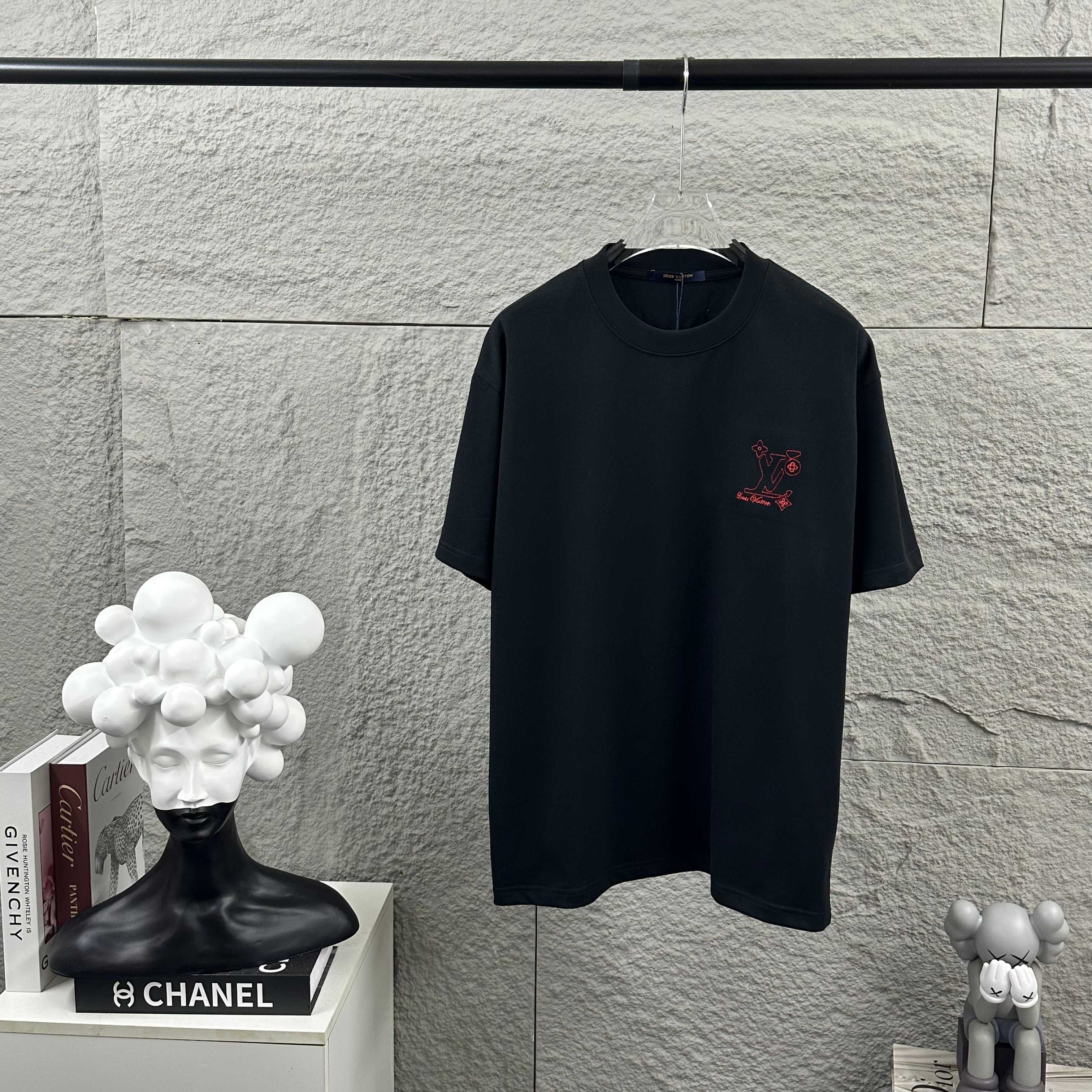 LOUIS VUITTON Letter Embroidery Print White Short Sleeve T-Shirt