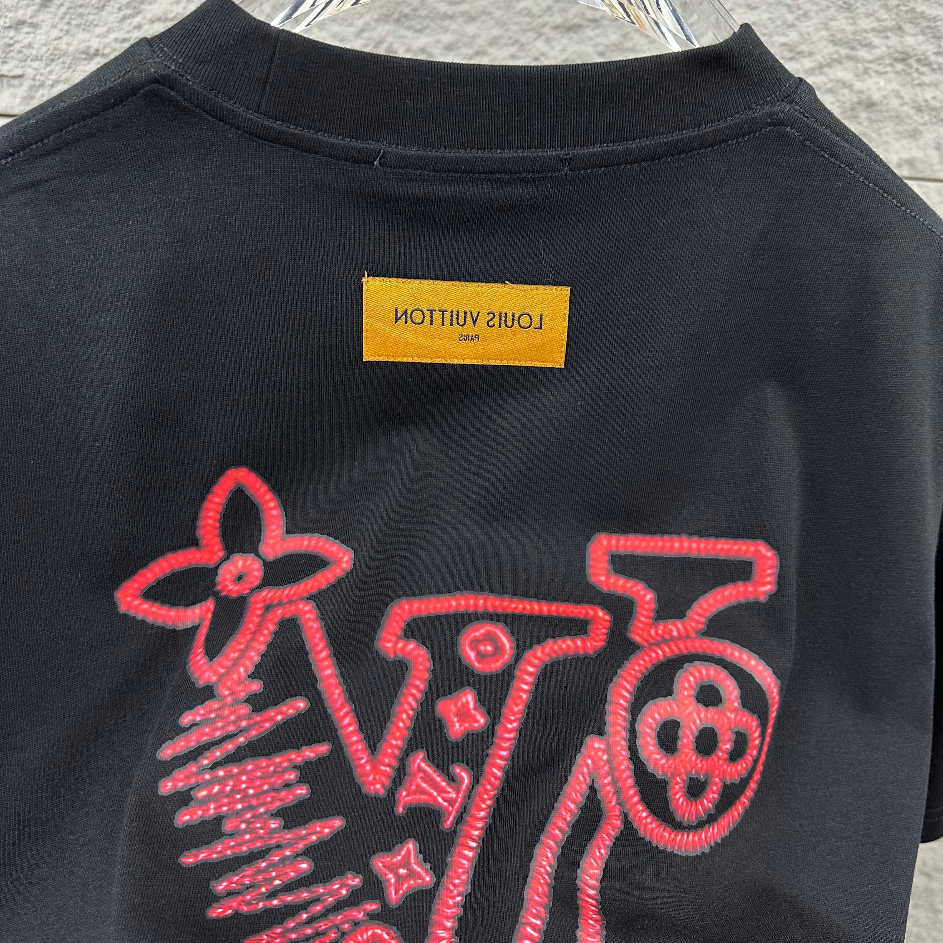 LOUIS VUITTON Letter Embroidery Print White Short Sleeve T-Shirt
