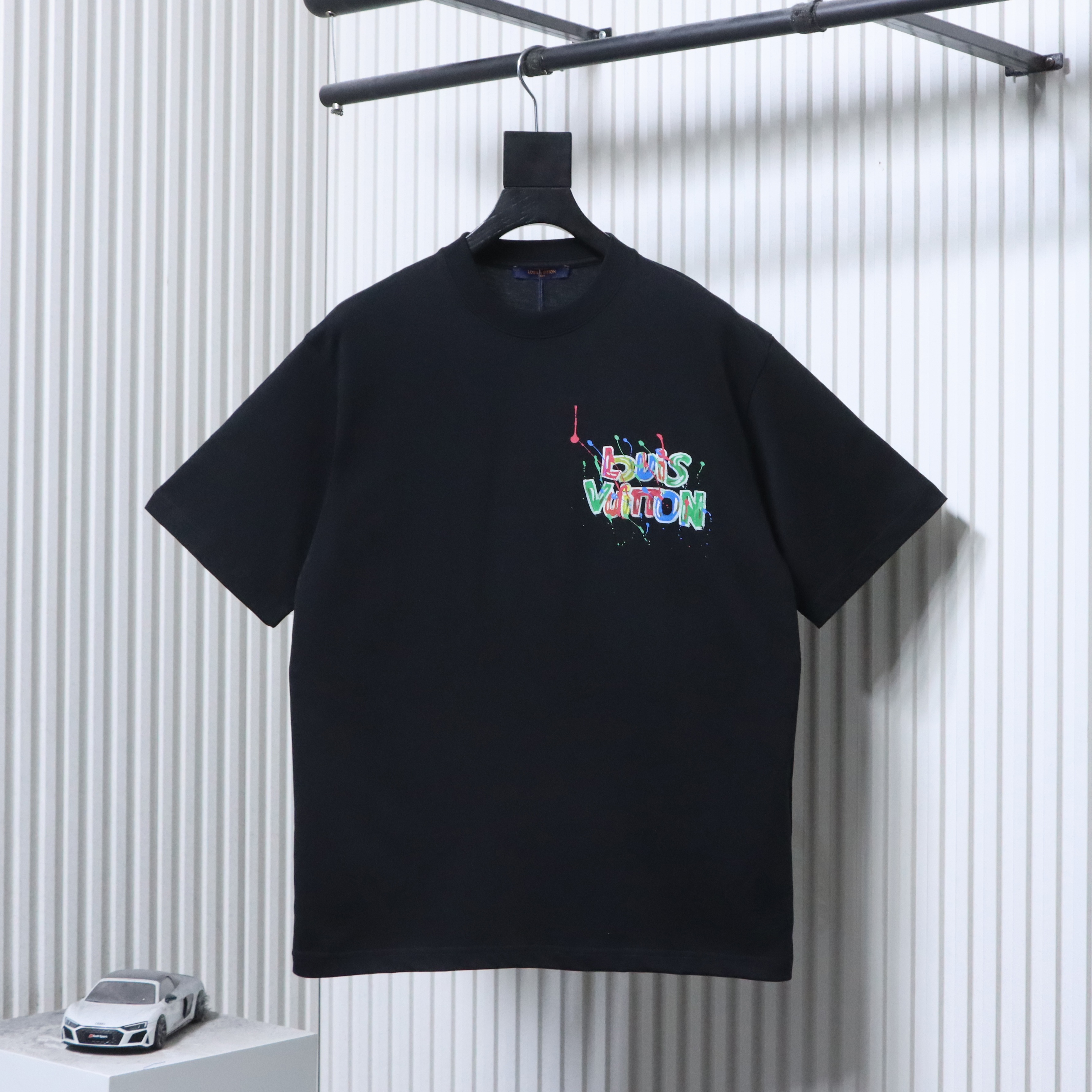 LOUIS VUITTON Letter Graffiti Hand-Drawn Black Short Sleeve T-Shirt