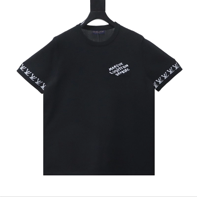 LOUIS VUITTON Letter Logo Short Sleeve T-Shirt 01