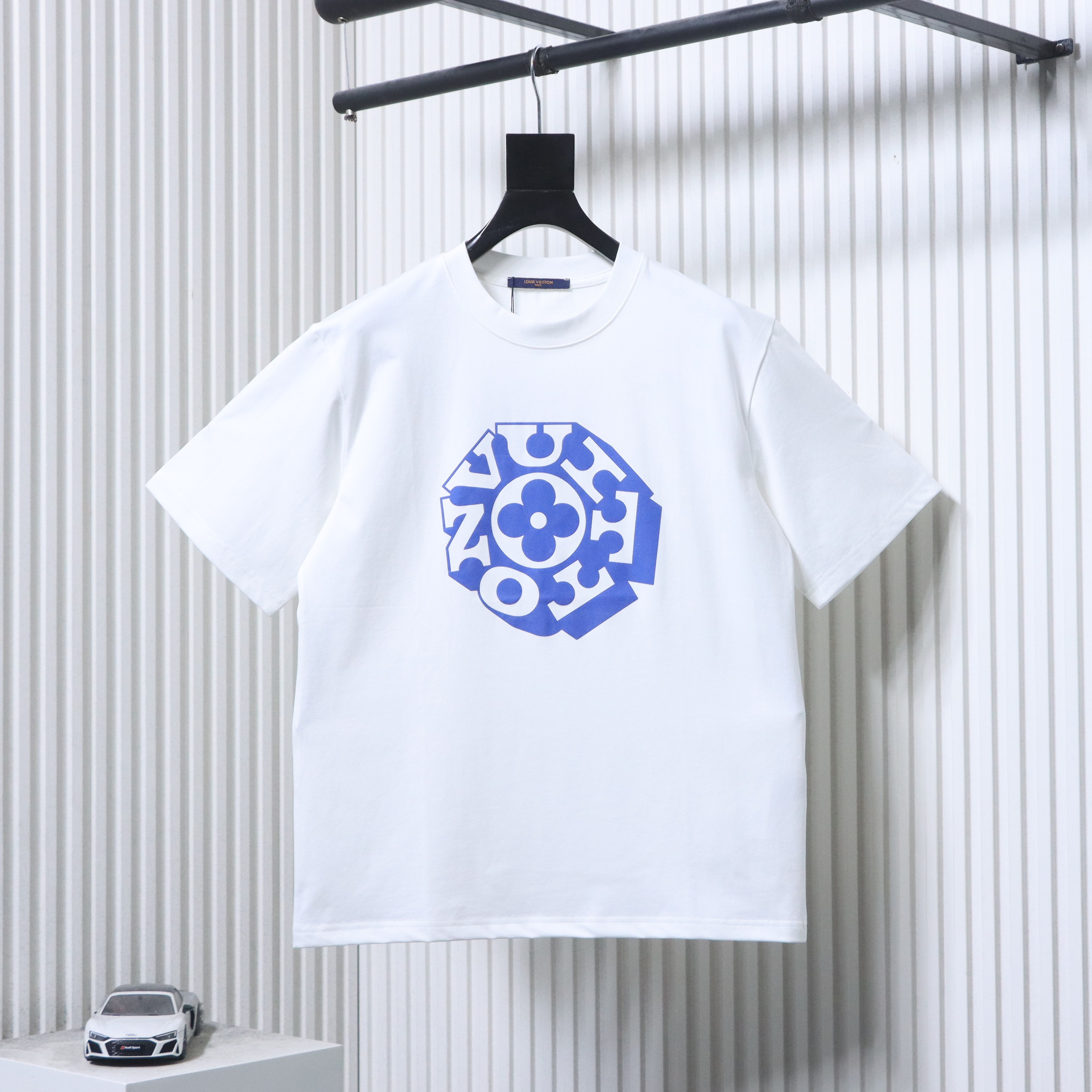 LOUIS VUITTON Letter Monogram Chest Logo Black White Short Sleeve T-Shirt