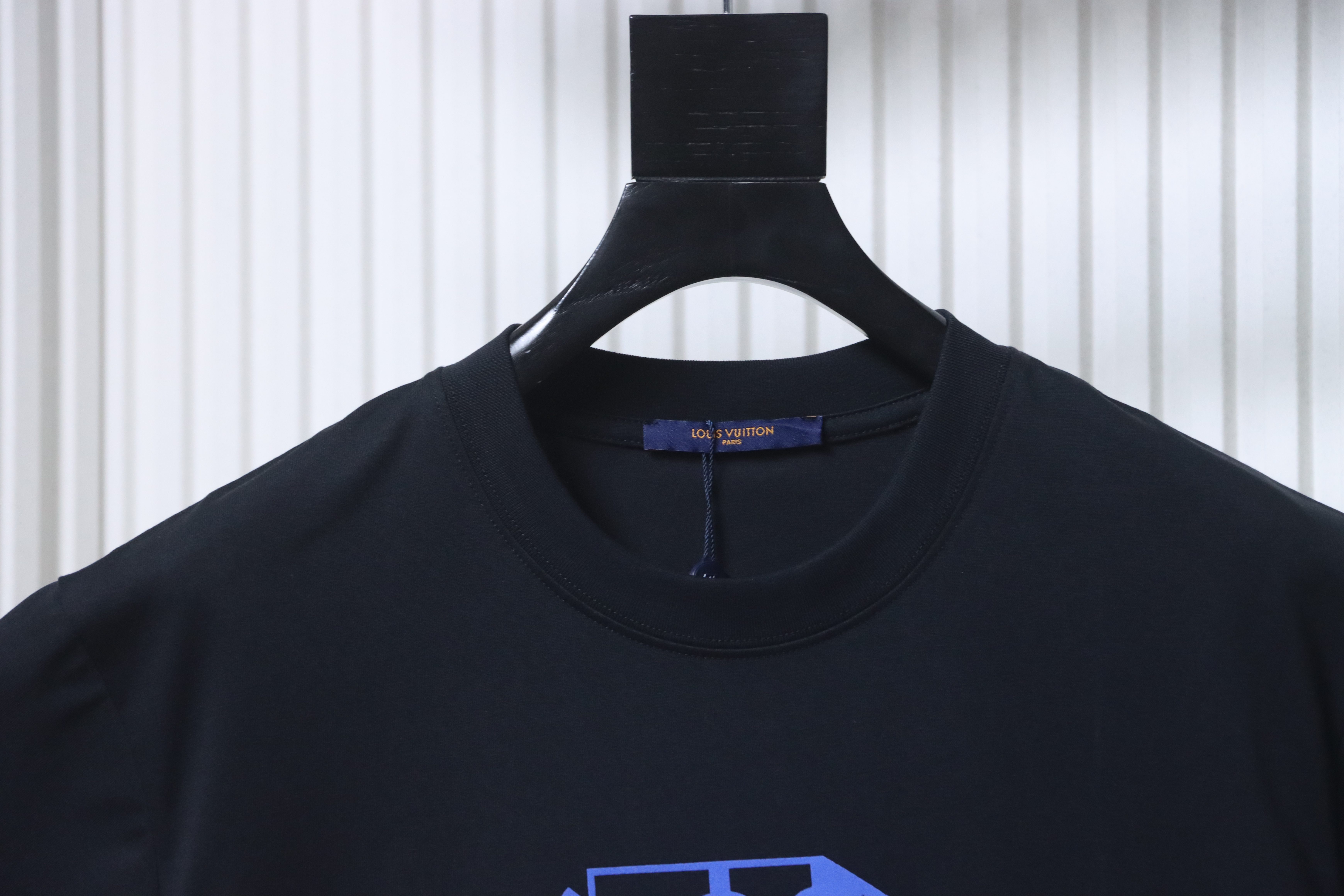 LOUIS VUITTON Letter Monogram Chest Logo Short Sleeve T-Shirt Style 2