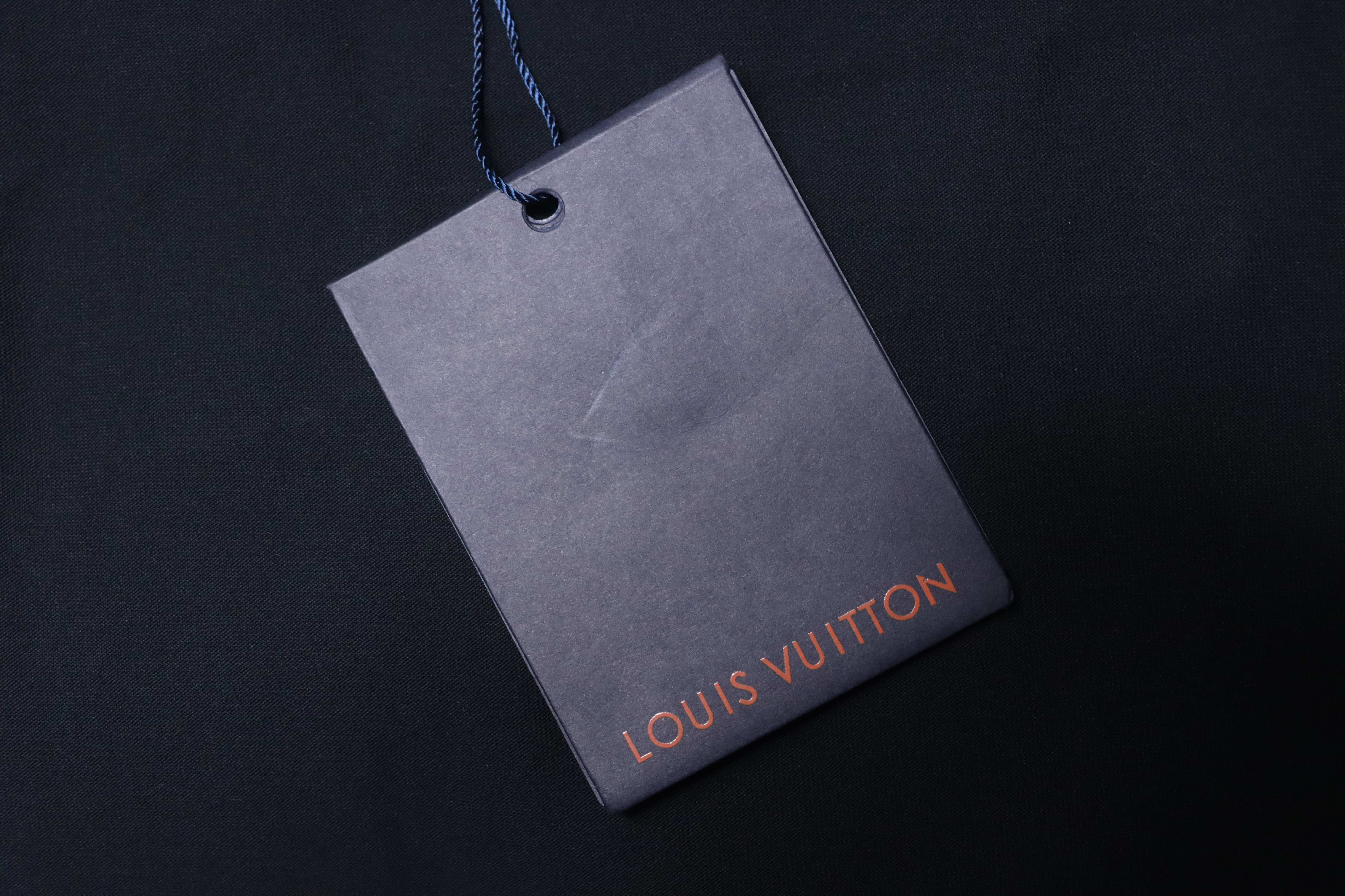 LOUIS VUITTON Letter Monogram Chest Logo Short Sleeve T-Shirt Style 2