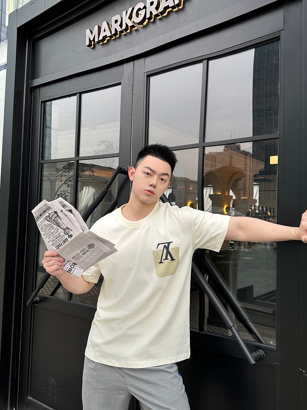 LOUIS VUITTON Letter Print Logo Short Sleeve T-Shirt