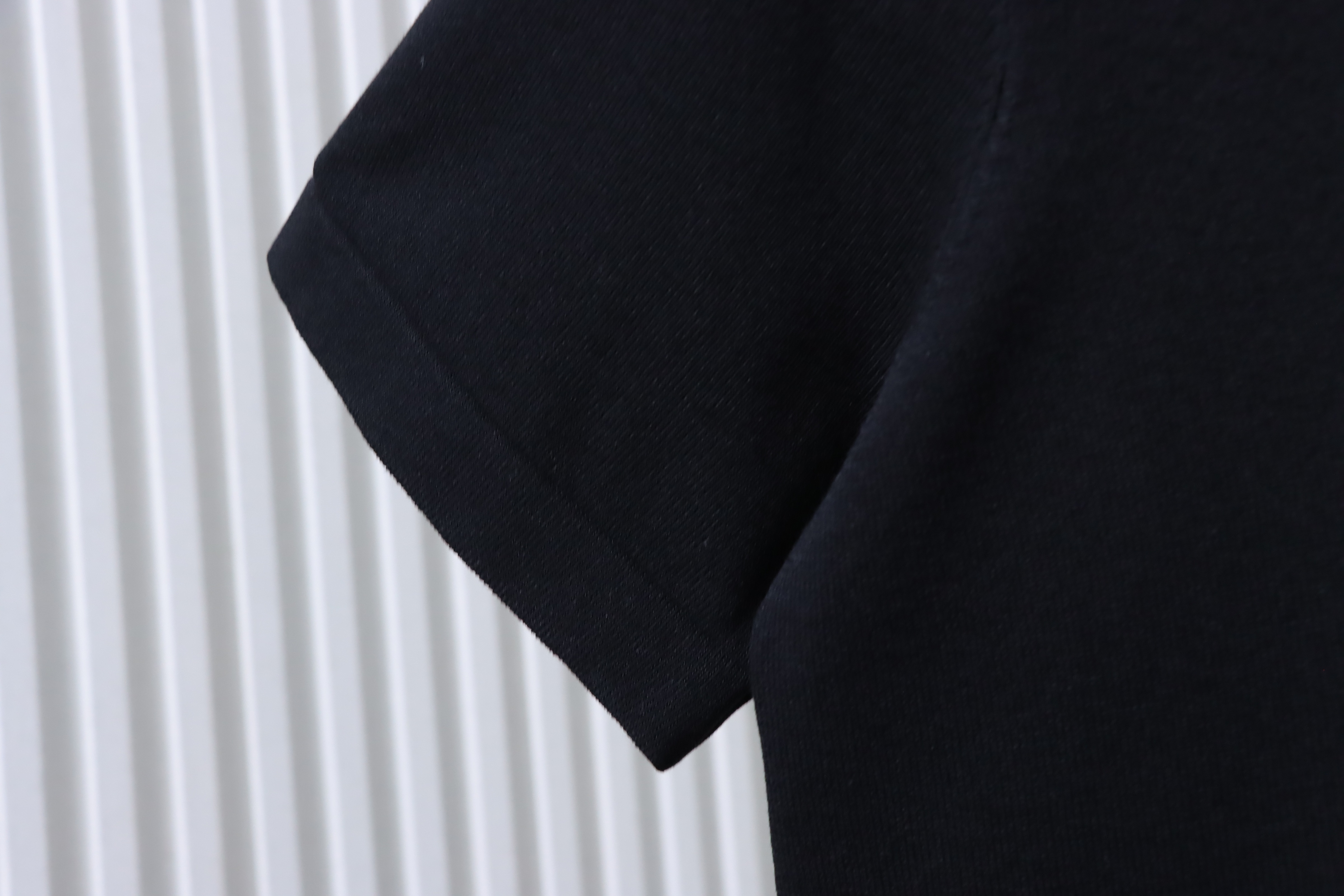LOUIS VUITTON Logo Black Short Sleeve T-Shirt