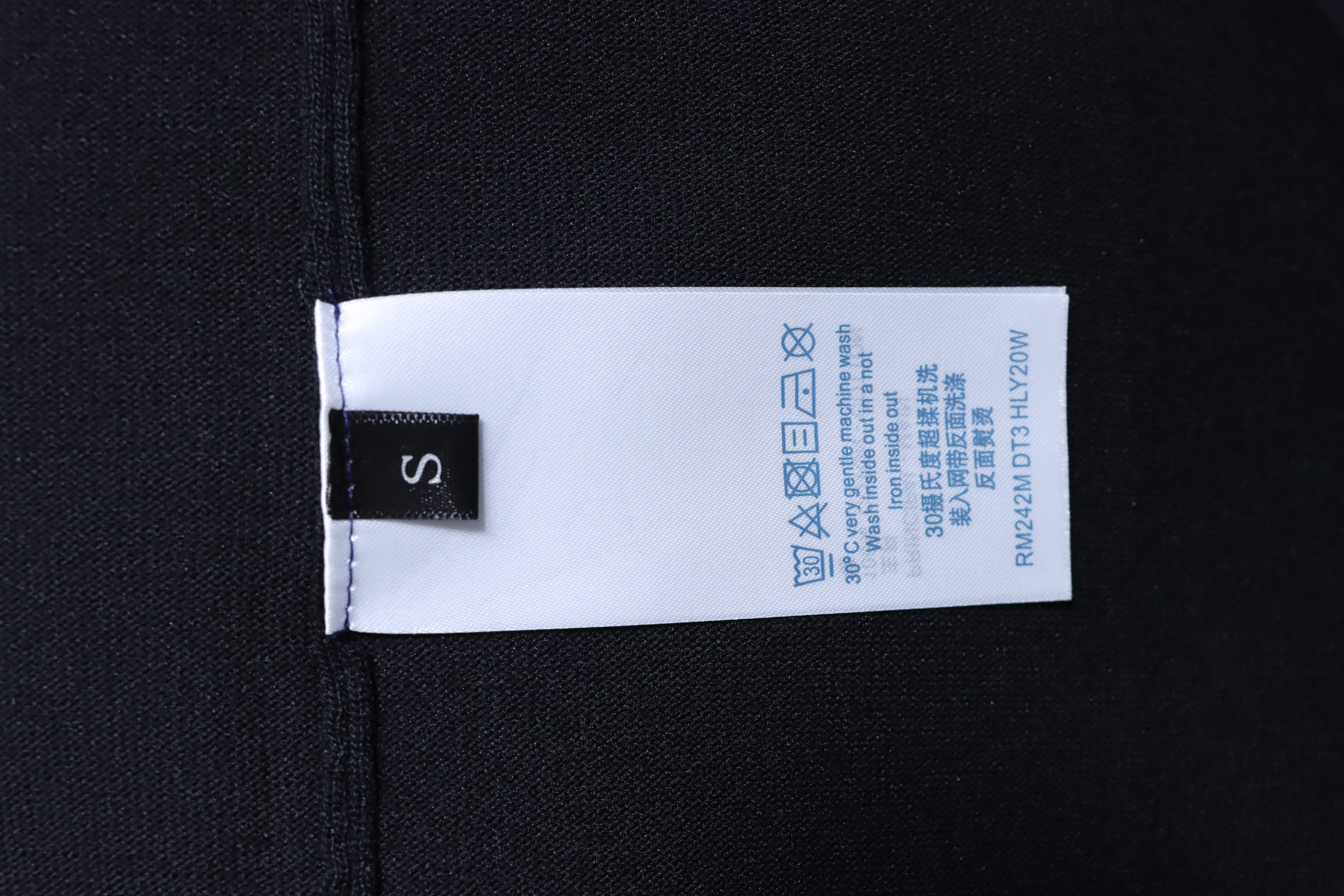 LOUIS VUITTON Logo Black Short Sleeve T-Shirt