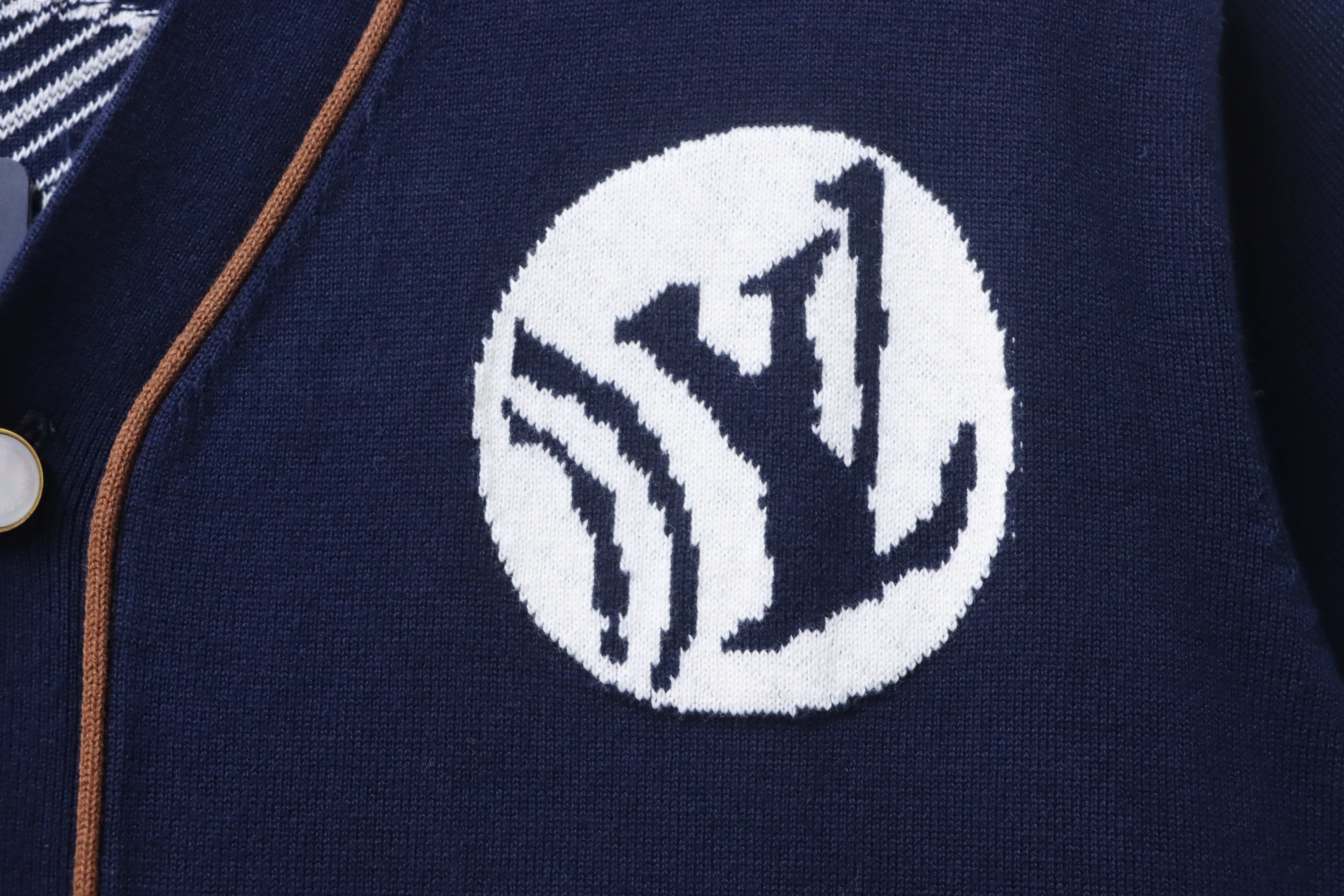 LOUIS VUITTON Logo Short Sleeve T-Shirt