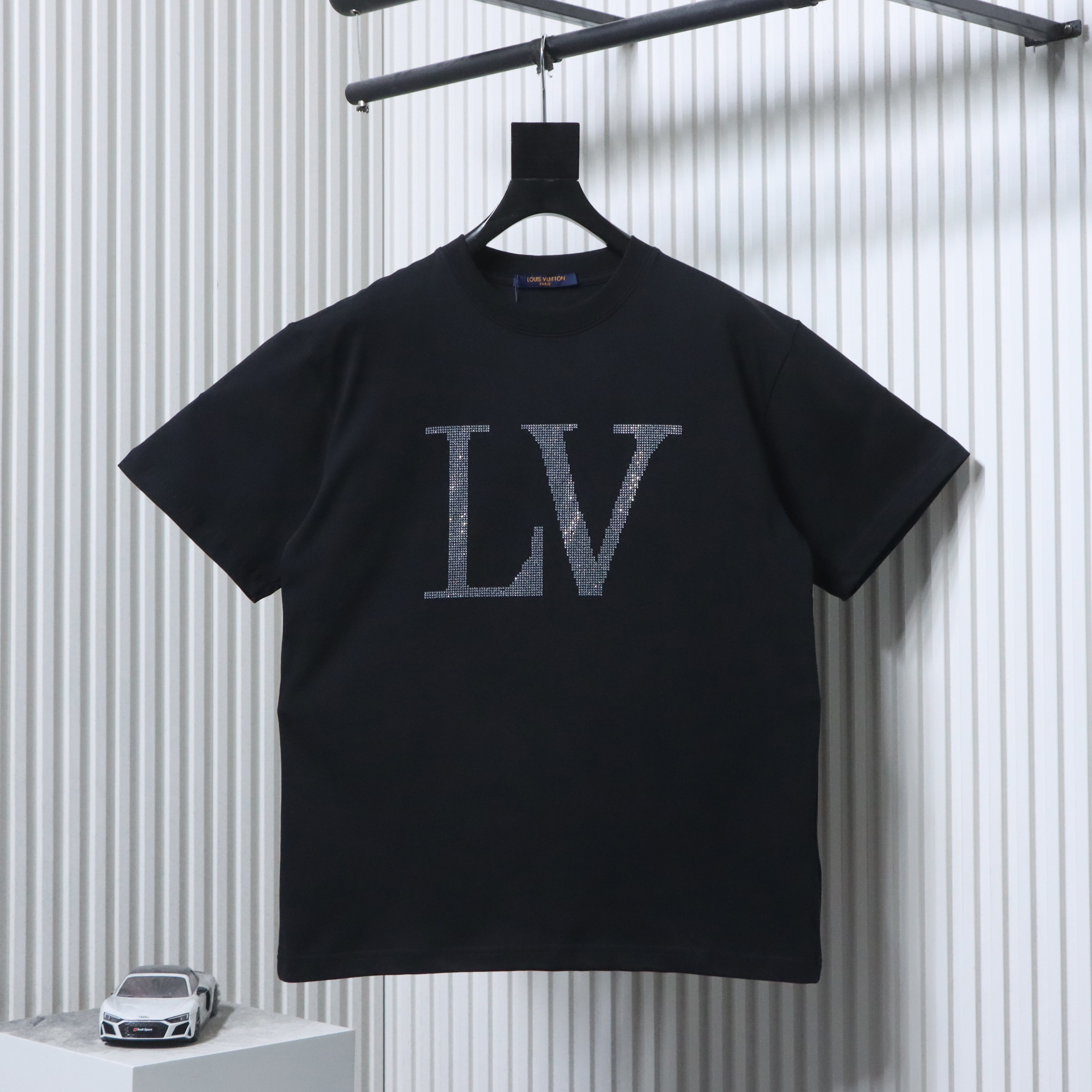 LOUIS VUITTON Logo Short Sleeve T-Shirt Style 1