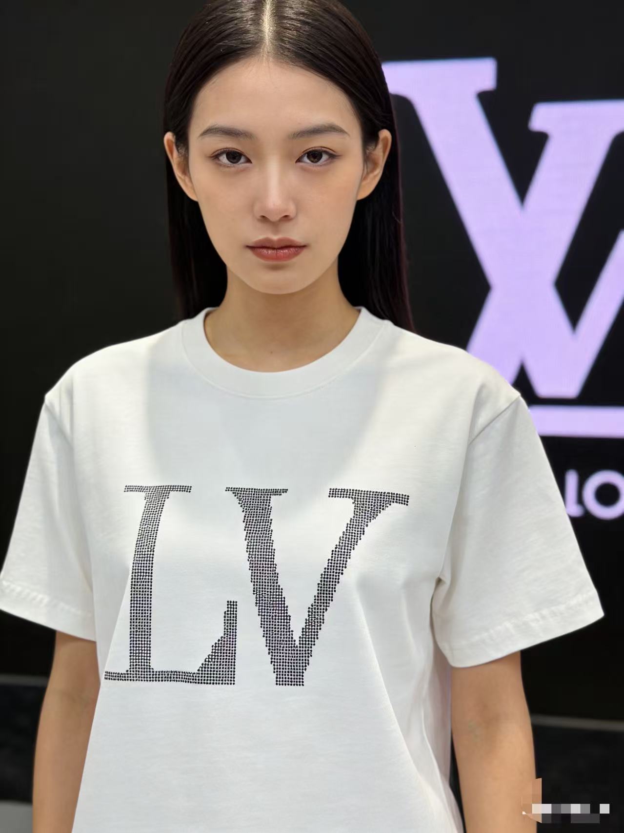 LOUIS VUITTON Logo Short Sleeve T-Shirt Style 2