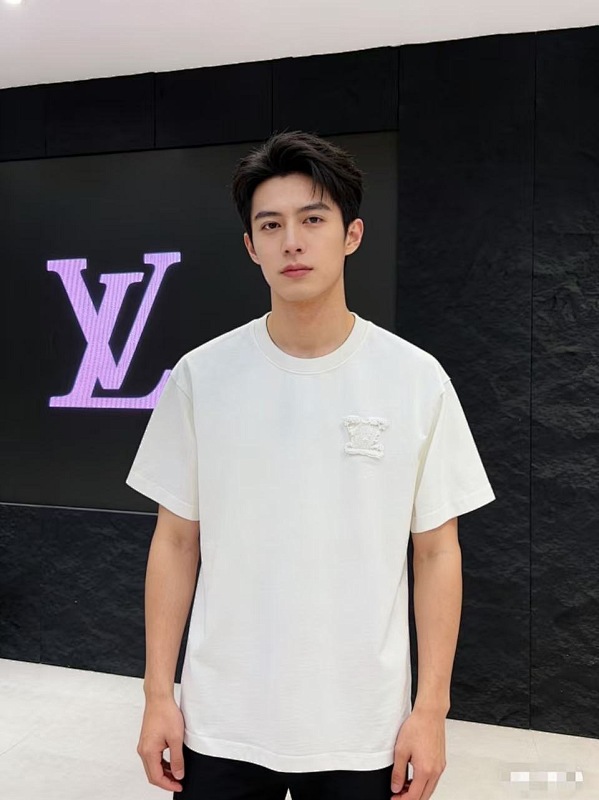 LOUIS VUITTON Logo Short Sleeve T-Shirt Style 4