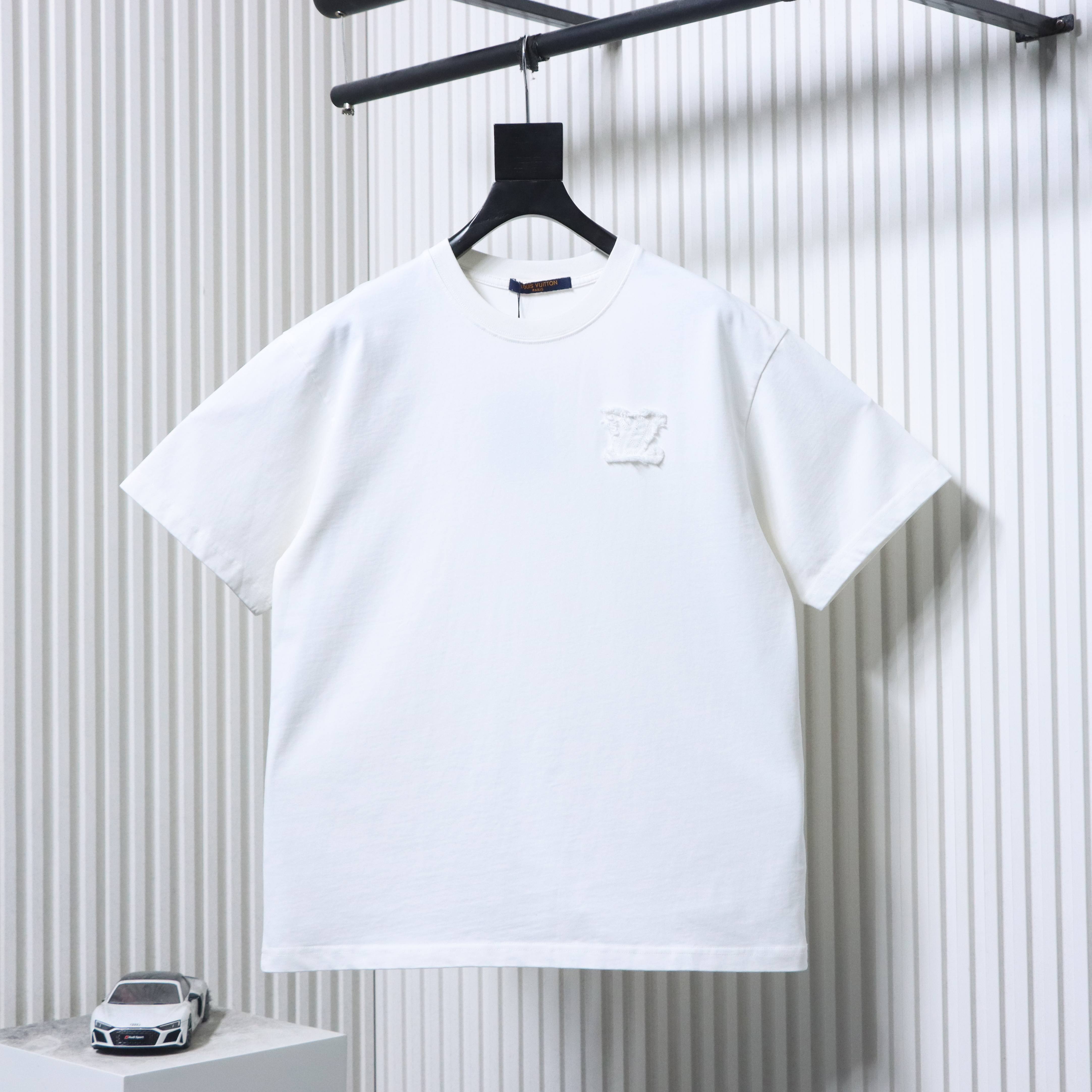 LOUIS VUITTON Logo Short Sleeve T-Shirt Style 4