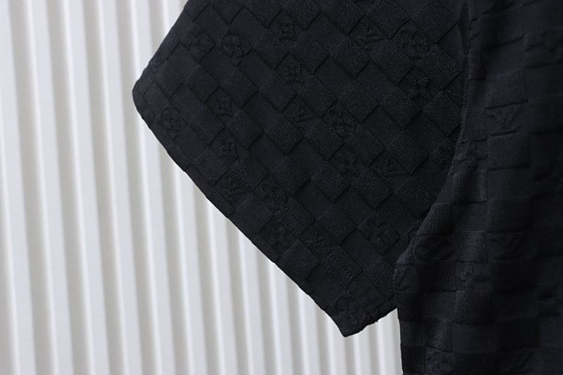 LOUIS VUITTON Monogram Checkerboard Short Sleeve T-Shirt Style 2