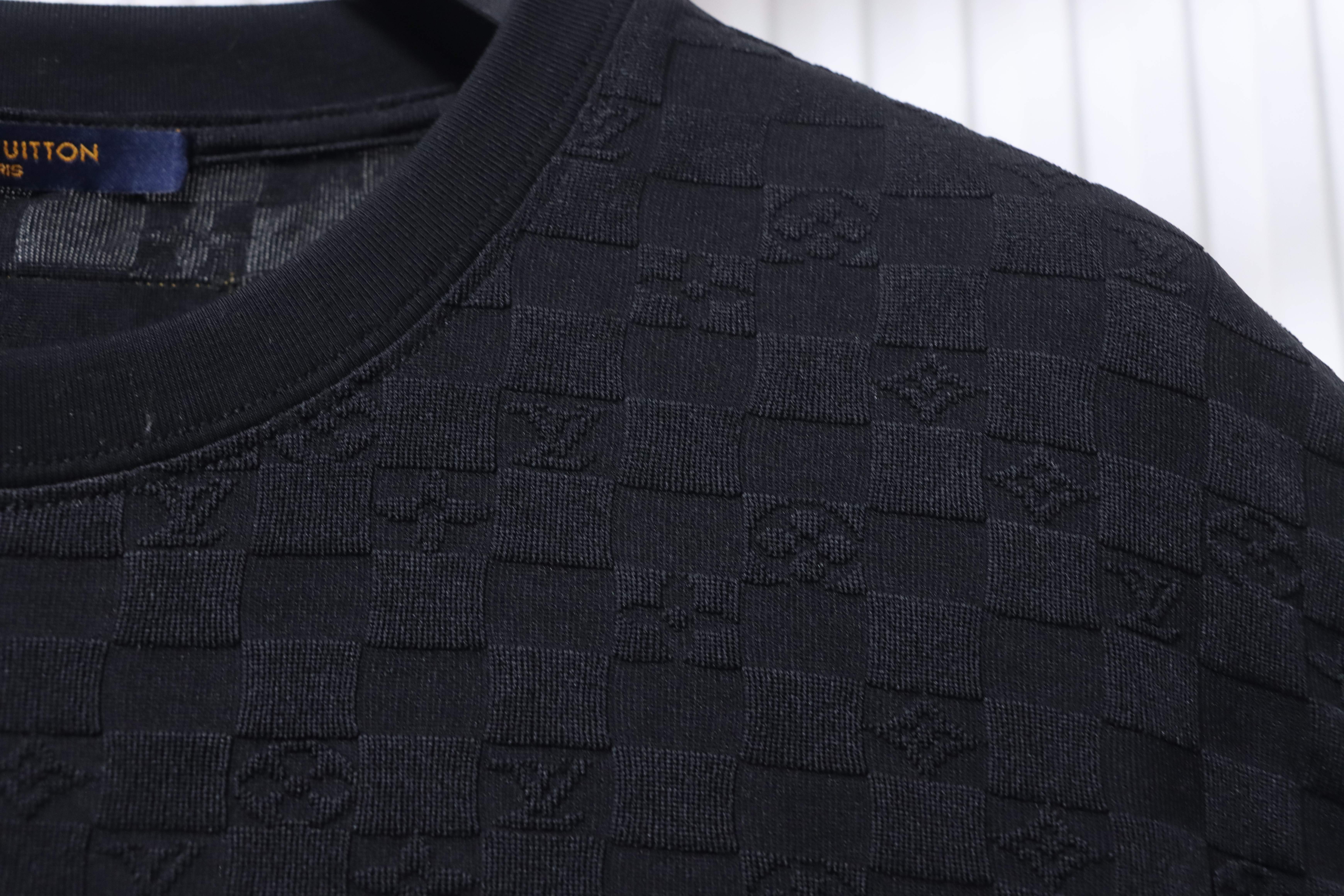 LOUIS VUITTON Monogram Checkerboard Short Sleeve T-Shirt Style 2