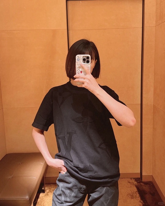 LOUIS VUITTON Monogram Jacquard Tonal Pattern Monogram Short Sleeve T-Shirt