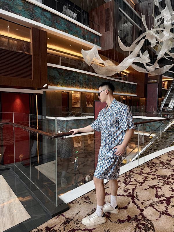 LOUIS VUITTON Monogram Print Set Shorts