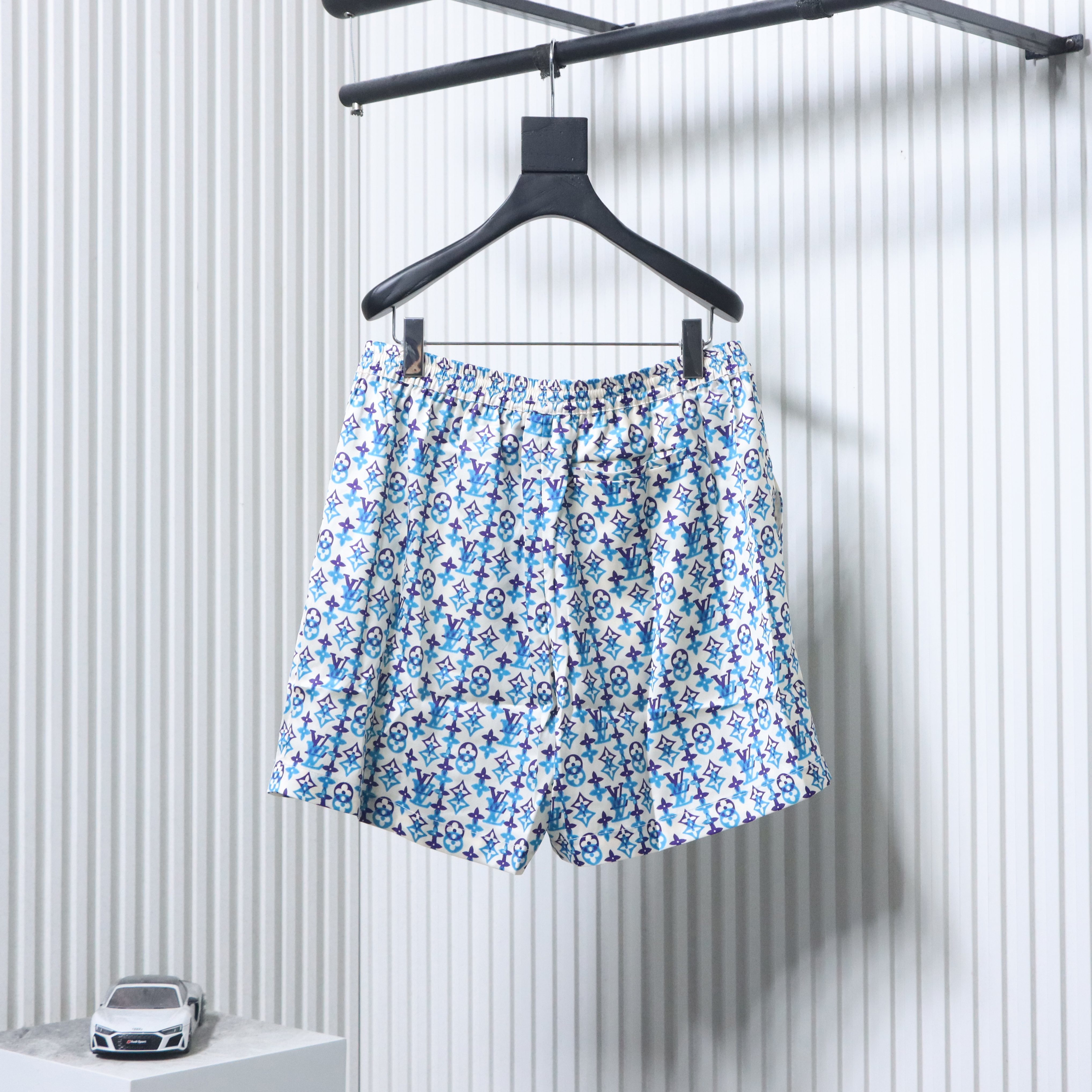 LOUIS VUITTON Monogram Print Set Shorts