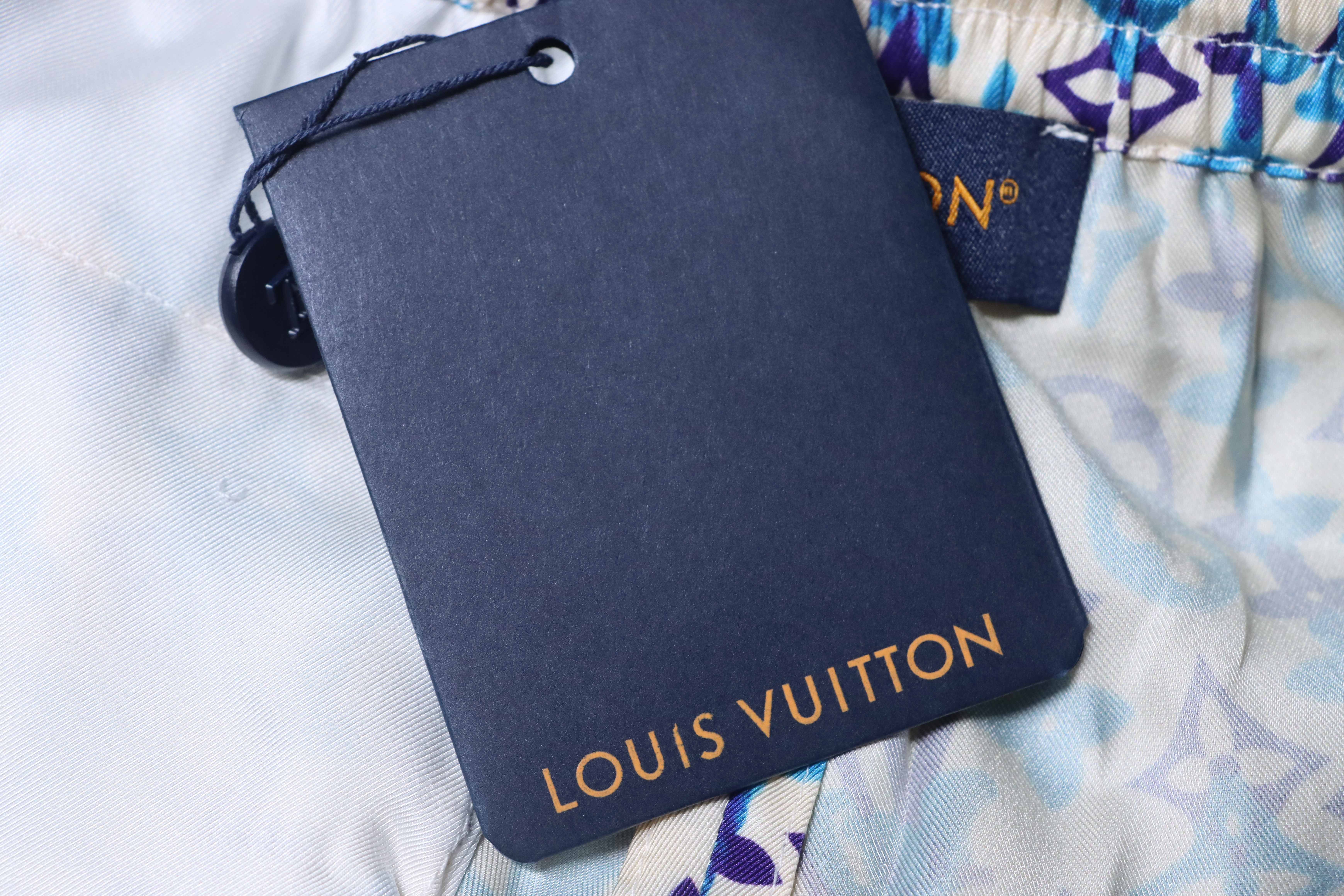 LOUIS VUITTON Monogram Print Set Shorts