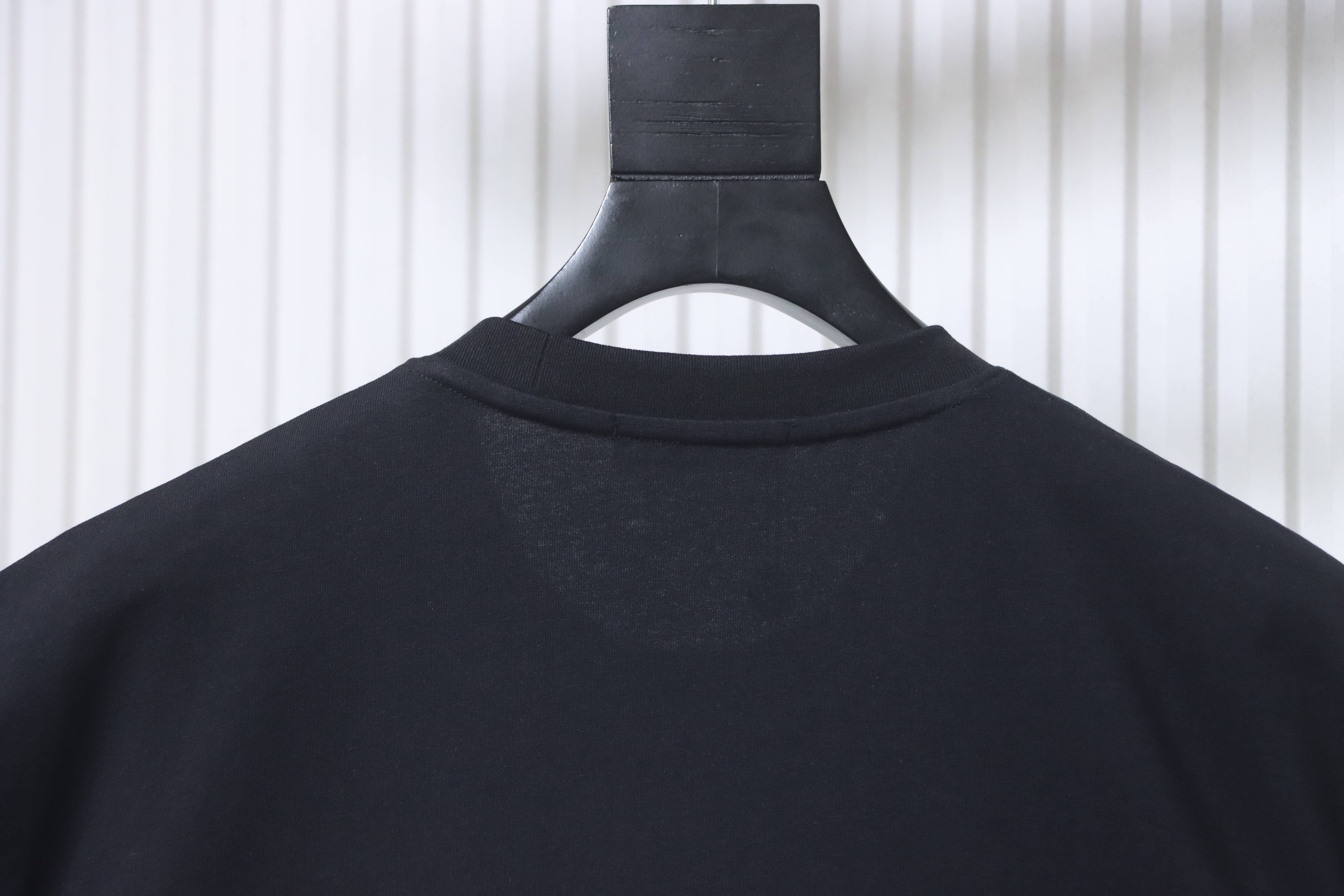 LOUIS VUITTON Monogram Print Short Sleeve T-Shirt Style 2