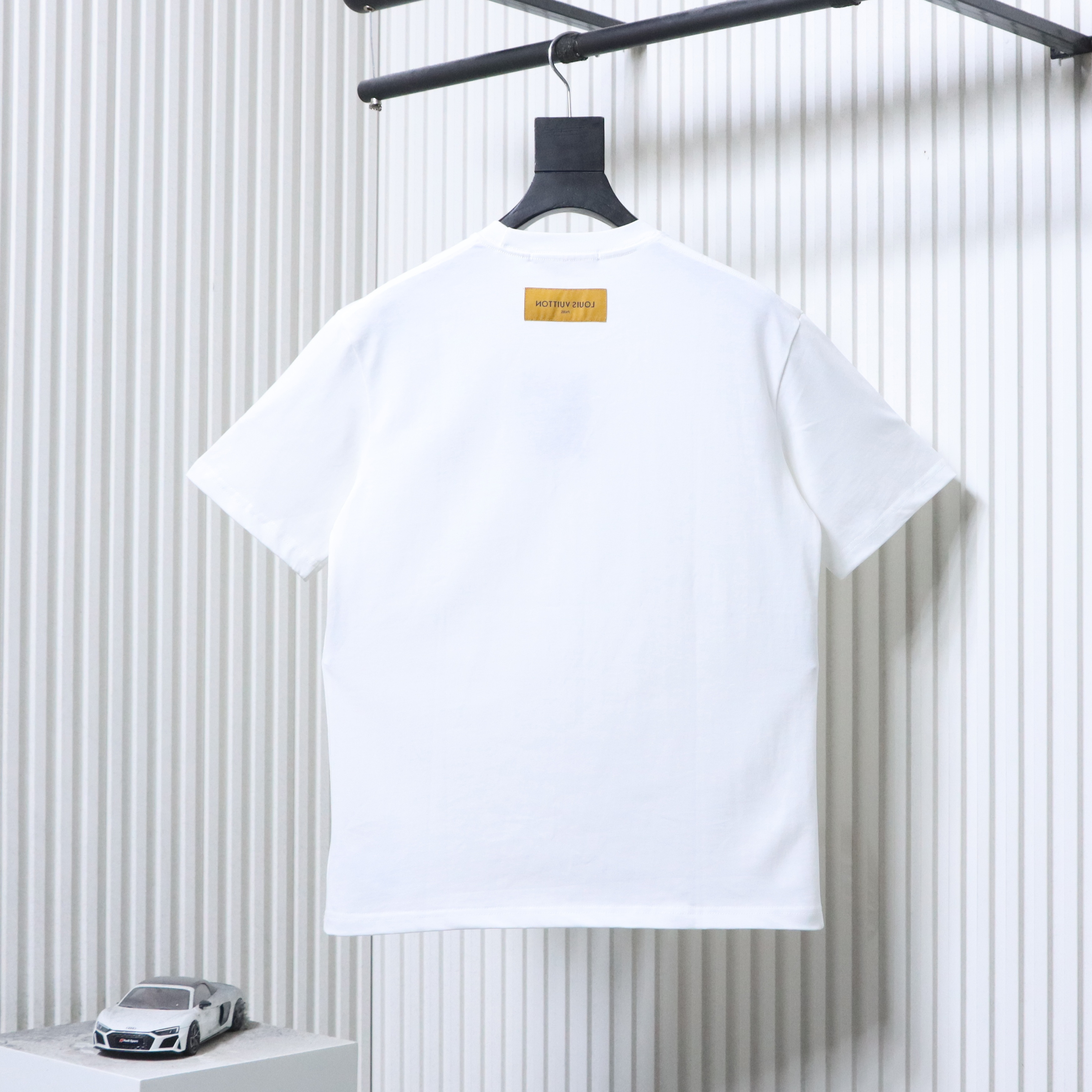 LOUIS VUITTON Pin Logo Embroidery Crew Neck Logo Black Short Sleeve T-Shirt