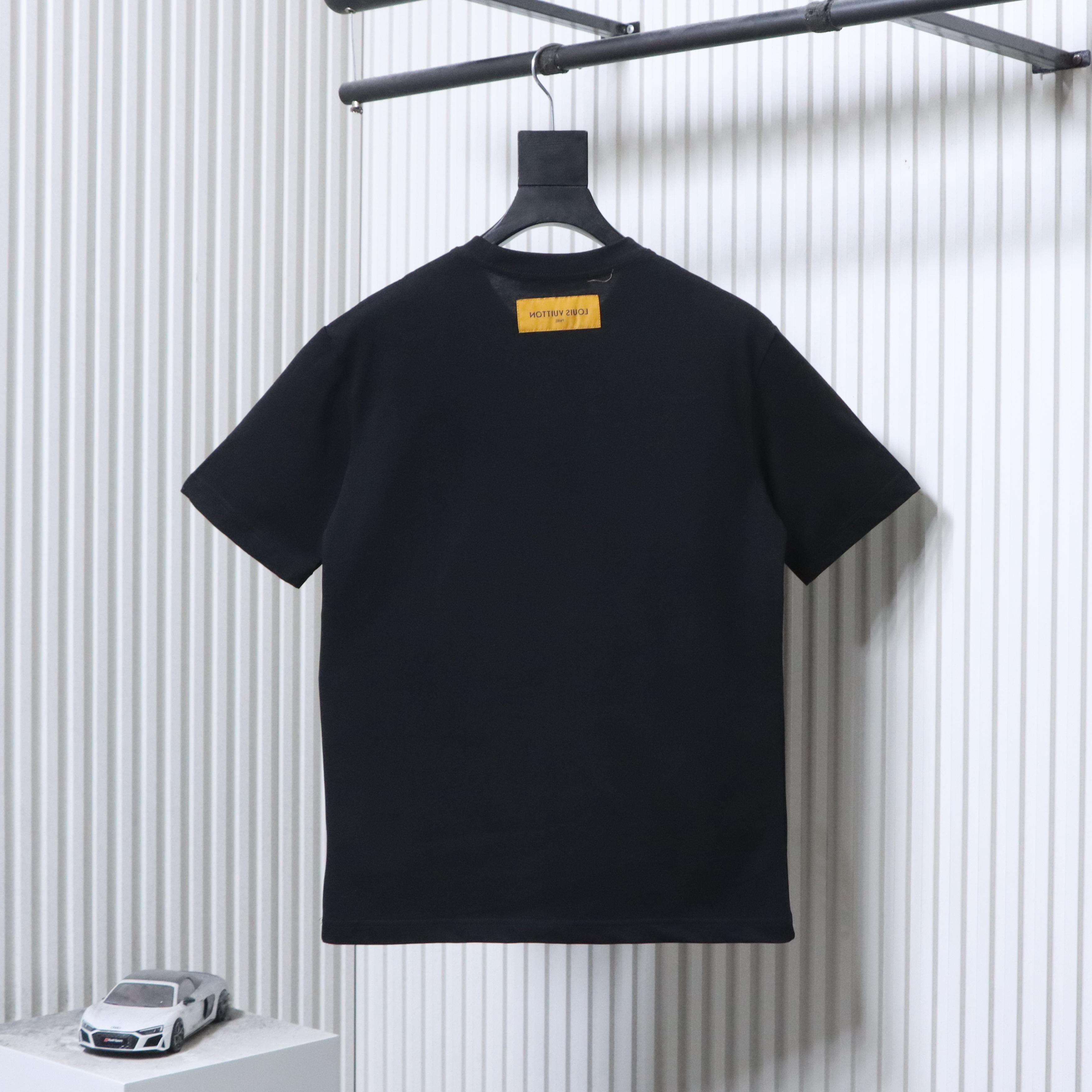 LOUIS VUITTON Pin Logo Embroidery Crew Neck Logo White Short Sleeve T-Shirt