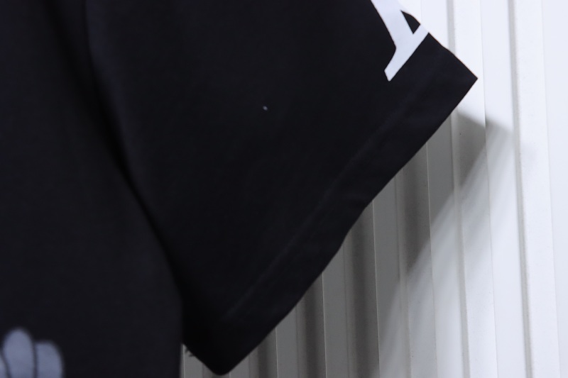 LOUIS VUITTON Print Logo Black Short Sleeve T-Shirt
