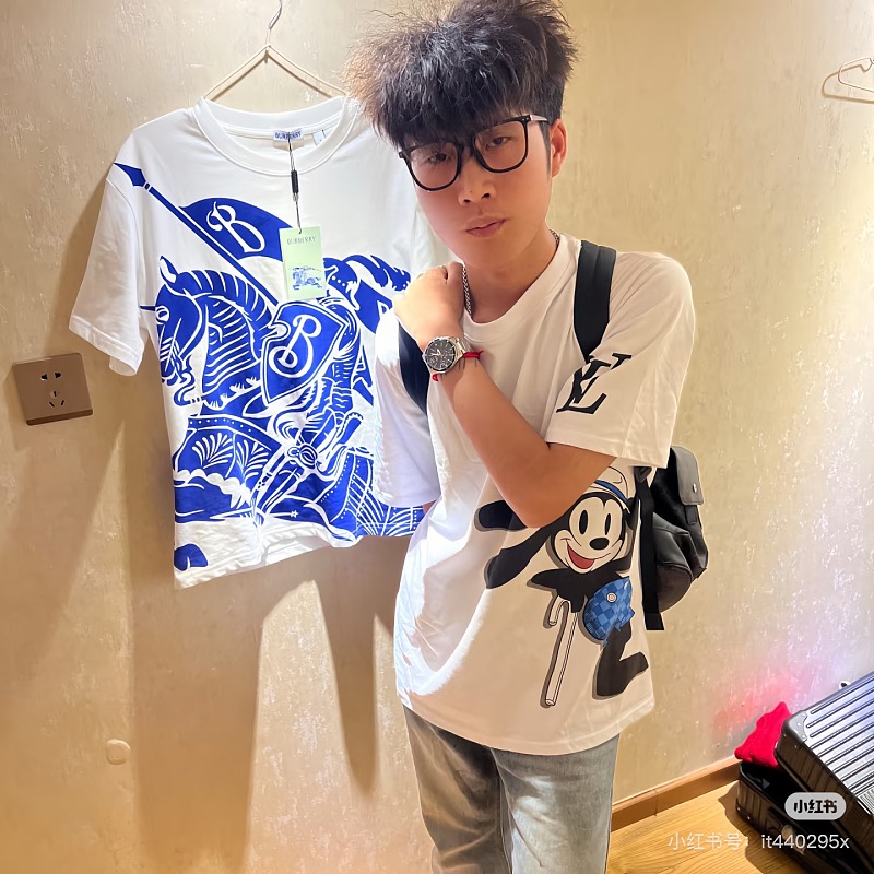 LOUIS VUITTON Print Logo White Short Sleeve T-Shirt