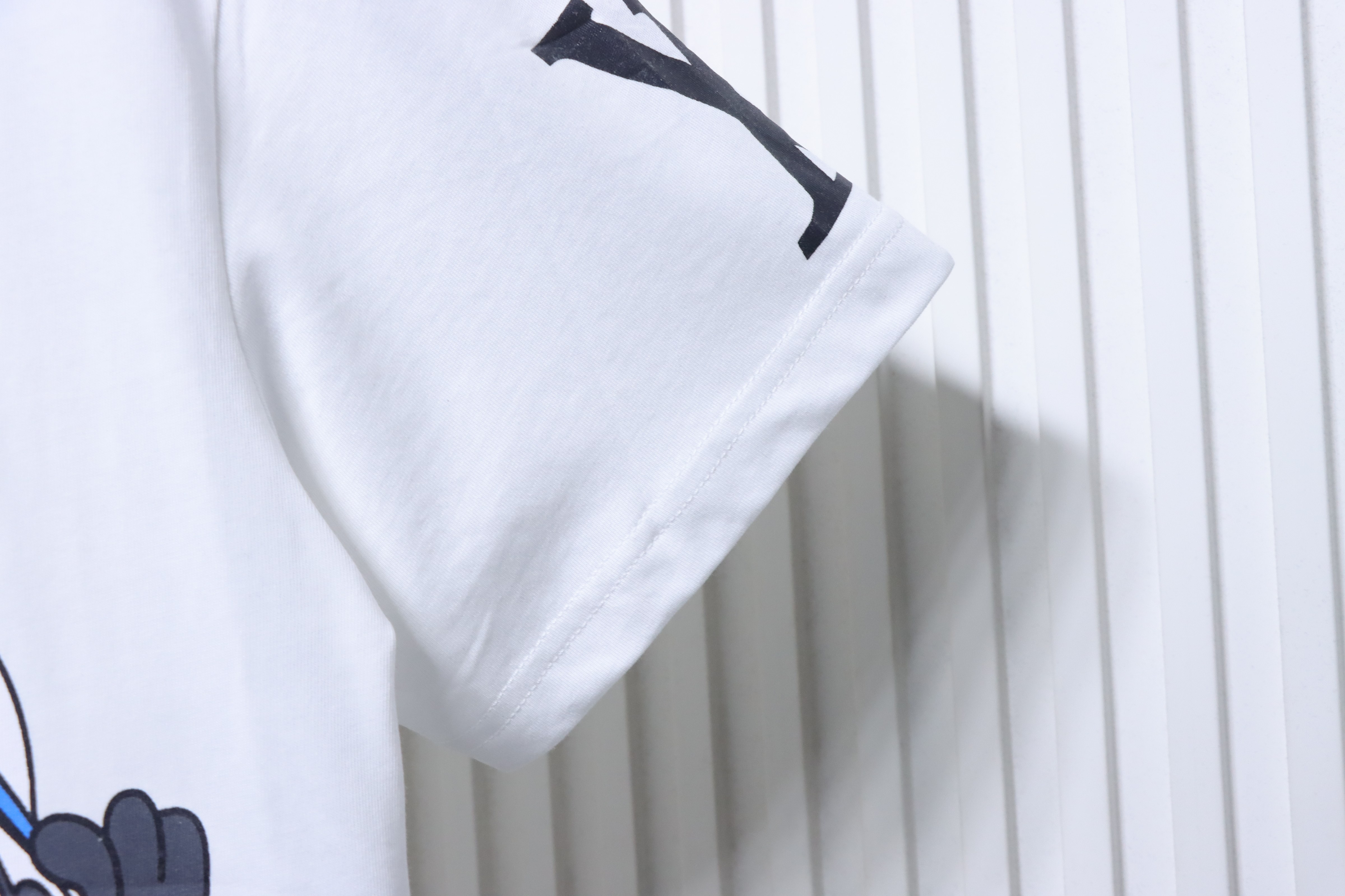 LOUIS VUITTON Print Logo White Short Sleeve T-Shirt