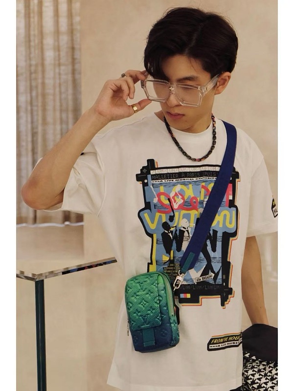 LOUIS VUITTON Print Short Sleeve T-Shirt