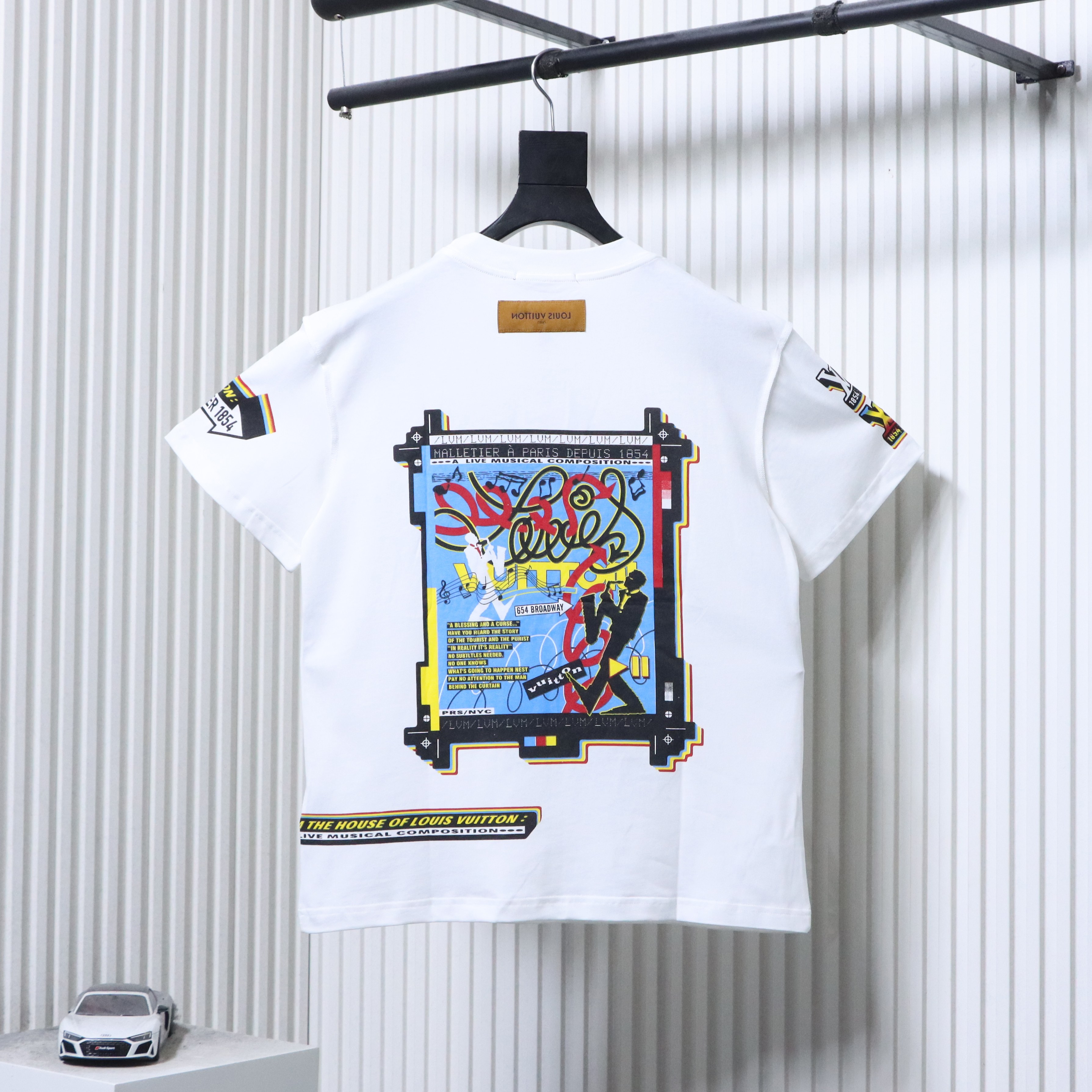 LOUIS VUITTON Print Short Sleeve T-Shirt