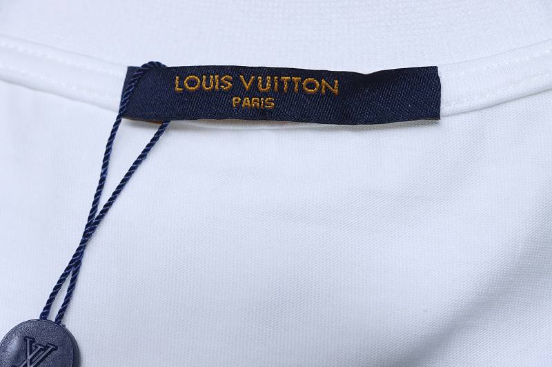 LOUIS VUITTON Print Short Sleeve T-Shirt Style 1