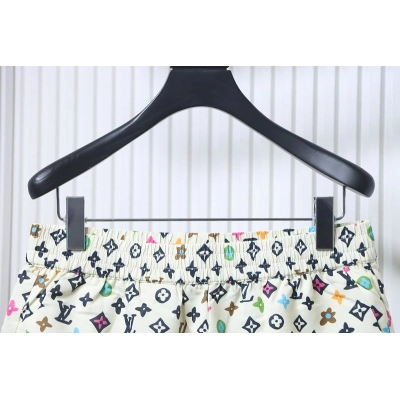 LOUIS VUITTON Print Shorts 02
