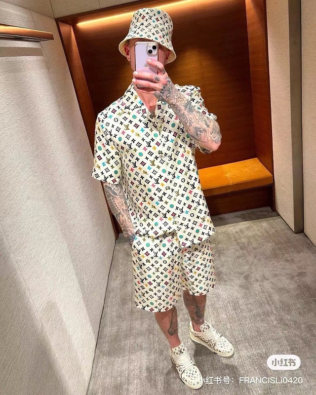 LOUIS VUITTON Print Shorts