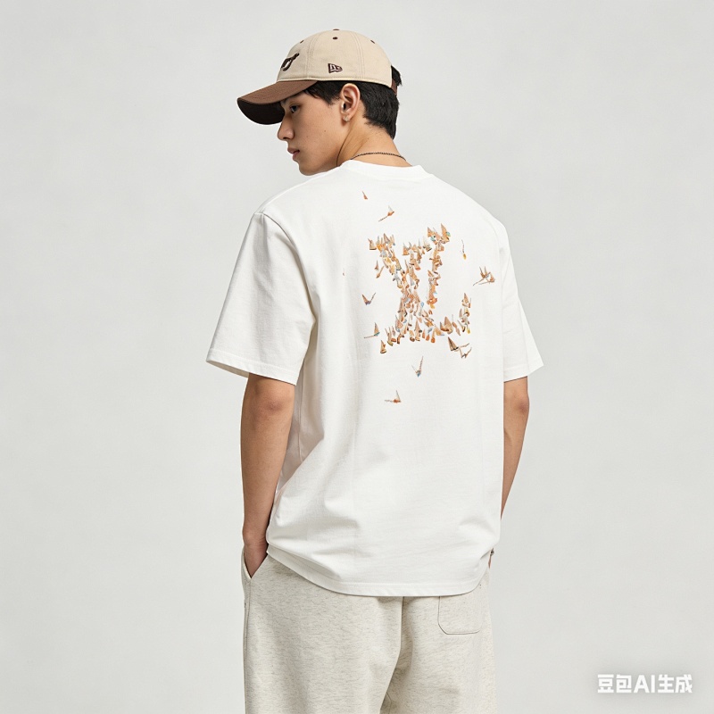 LOUIS VUITTON Sailing Logo Embroidery Black White Short Sleeve T-Shirt Style 1