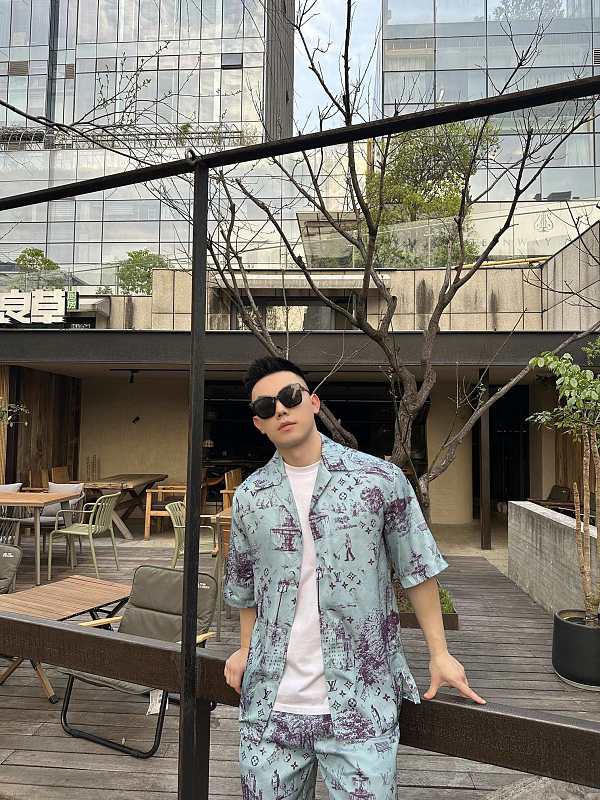 LOUIS VUITTON Set Short Sleeve Shirt