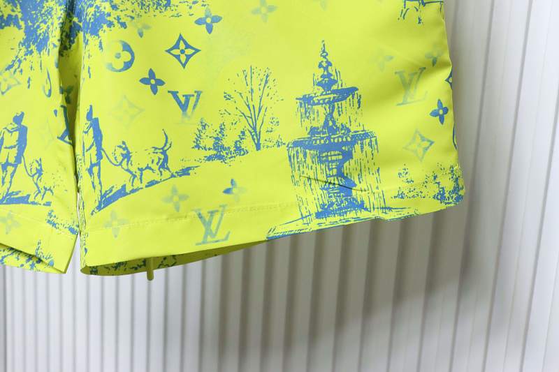 LOUIS VUITTON Set Yellow Shorts