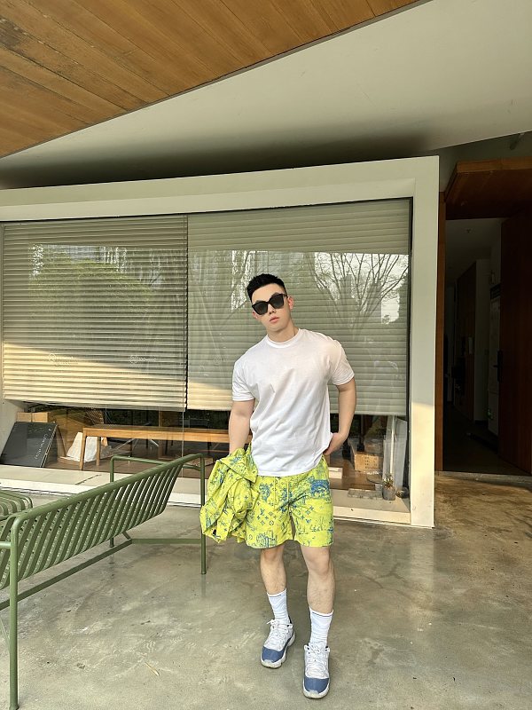 LOUIS VUITTON Set Yellow Shorts