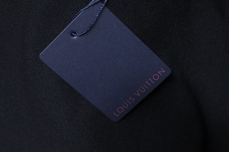 LOUIS VUITTON Short Sleeve T-Shirt Style 1