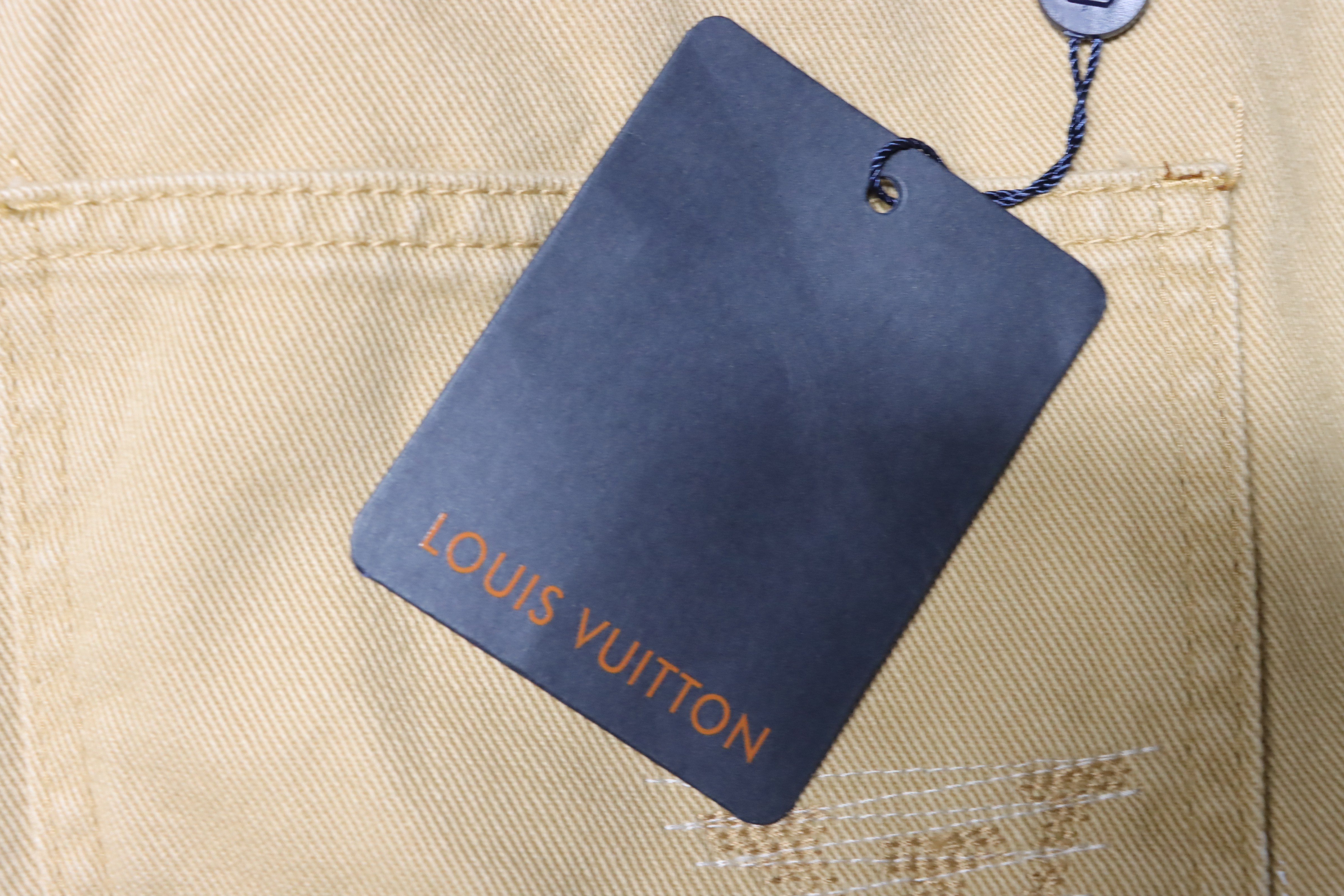 LOUIS VUITTON Shorts