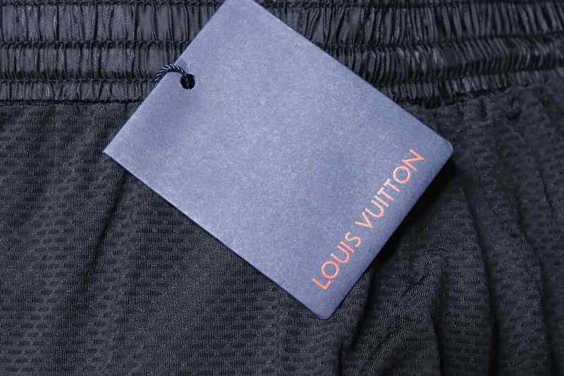 LOUIS VUITTON Tonal Pattern Checkerboard Shorts