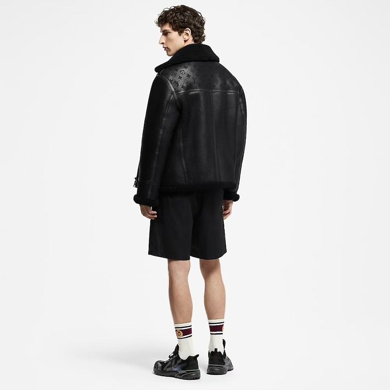 LOUIS VUITTON Tonal Pattern Checkerboard Shorts